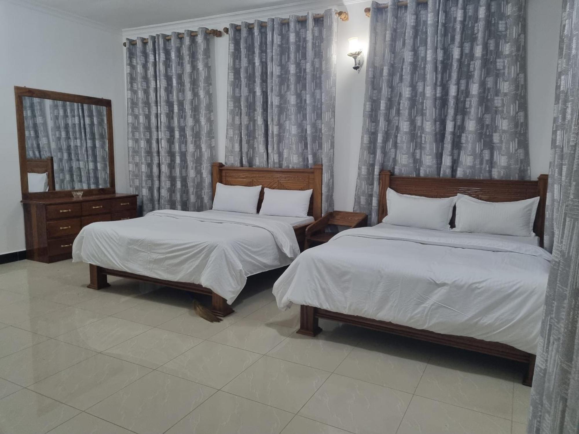 64 Zenj House Luxury Airport B&B Mbweni エクステリア 写真