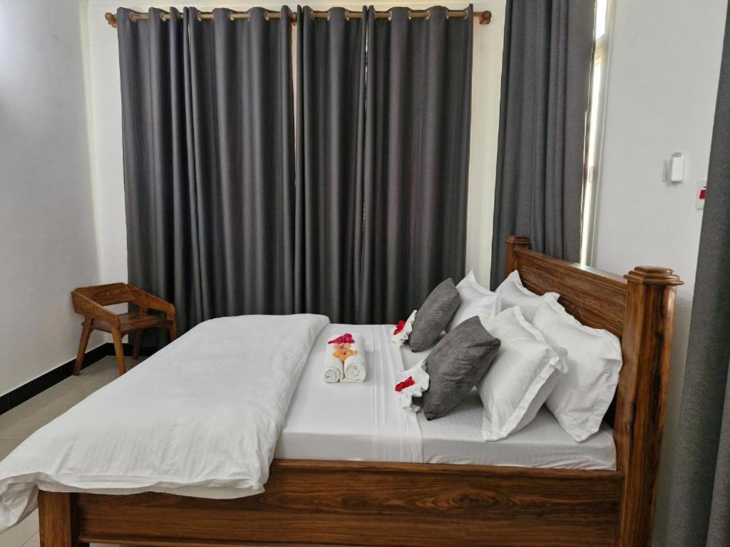 64 Zenj House Luxury Airport B&B Mbweni エクステリア 写真
