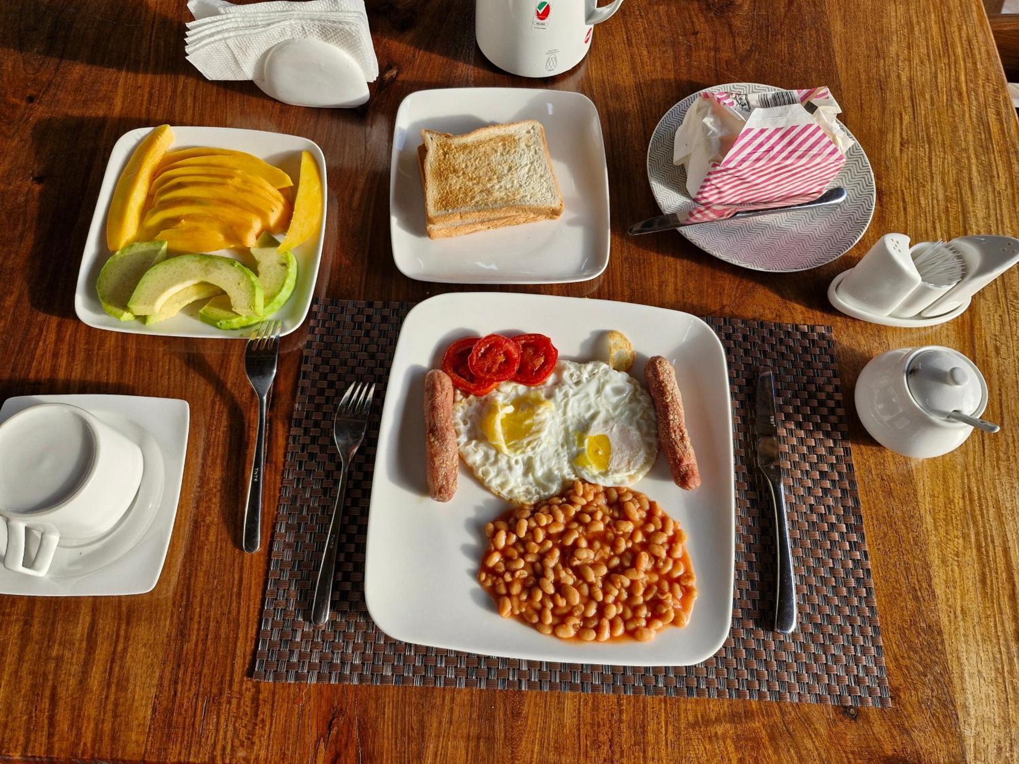 64 Zenj House Luxury Airport B&B Mbweni エクステリア 写真