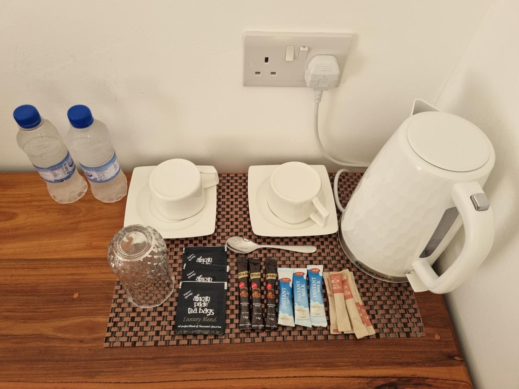 64 Zenj House Luxury Airport B&B Mbweni エクステリア 写真