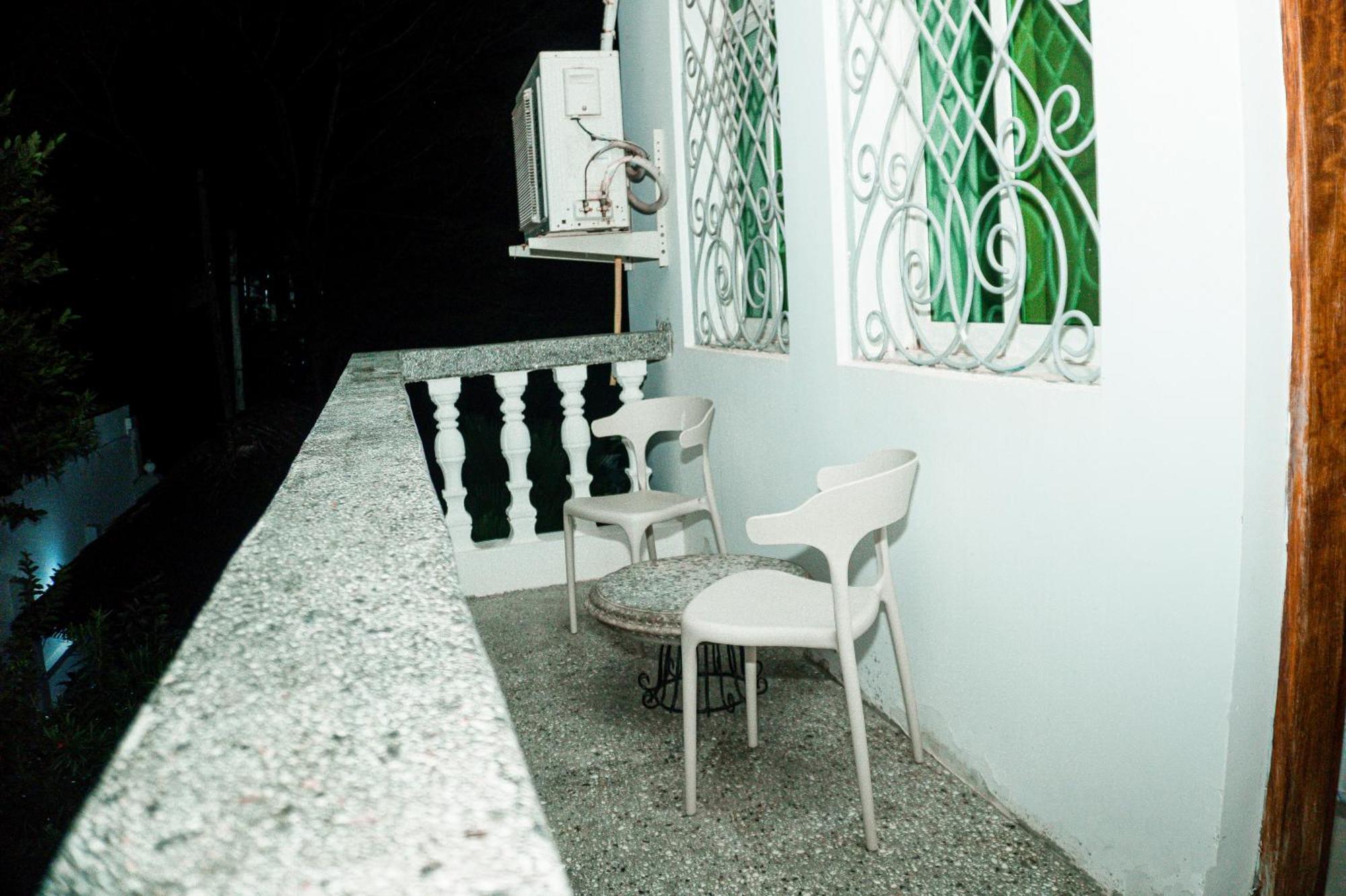 64 Zenj House Luxury Airport B&B Mbweni エクステリア 写真