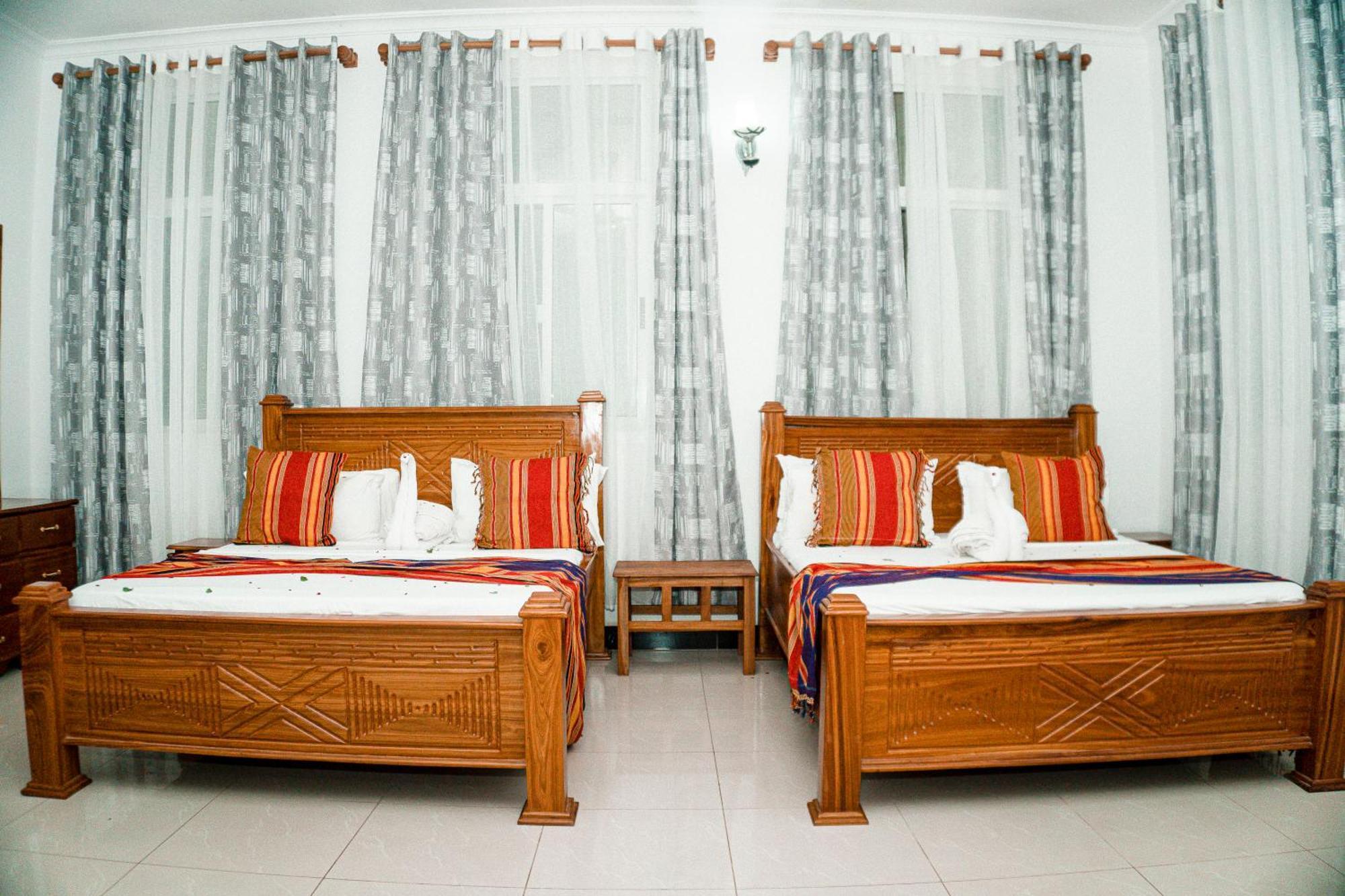 64 Zenj House Luxury Airport B&B Mbweni エクステリア 写真