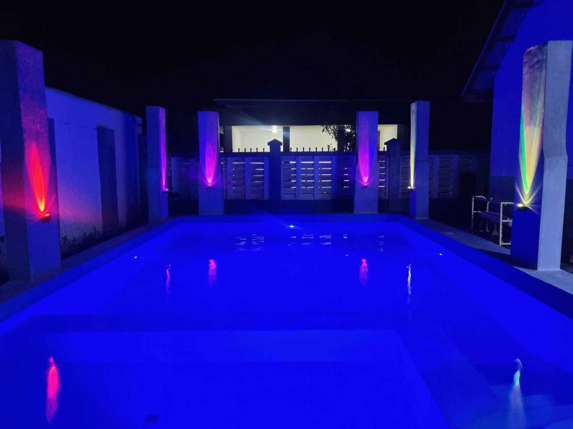 64 Zenj House Luxury Airport B&B Mbweni エクステリア 写真